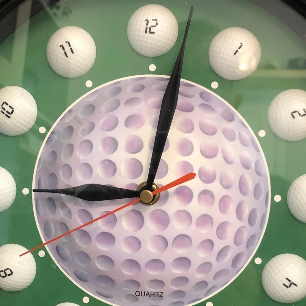 Golf Golfers 12”’ Diameter Plastic Clock  with NEW Battery Office Man Cave Decor